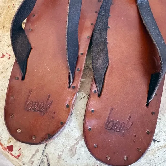 Beek Seabird Leather Thong Sandal