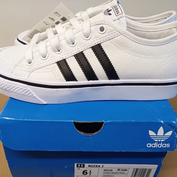 Big kids adidas Nizza Shoes