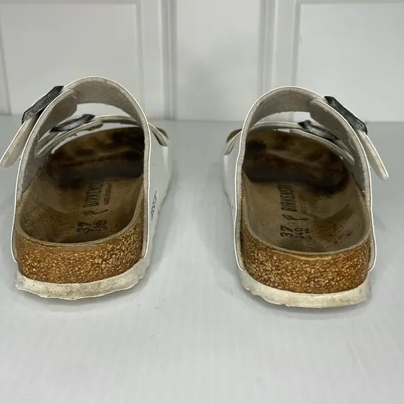 Birkenstock Arizona Birko-Flor Embossed Sandals Sz EU 37 US 6.5 White Two Straps
