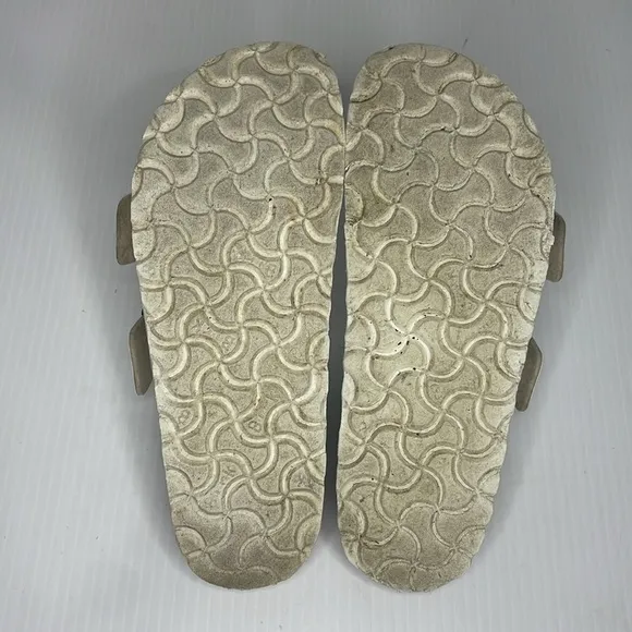 Birkenstock Arizona Birko-Flor Embossed Sandals Sz EU 37 US 6.5 White Two Straps