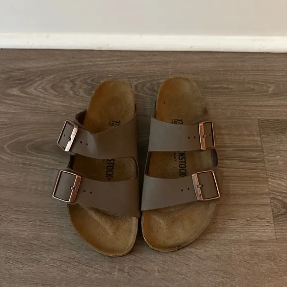 Birkenstock Arizona Sandals Womens  New 37 Beige‎ 6-6.5
