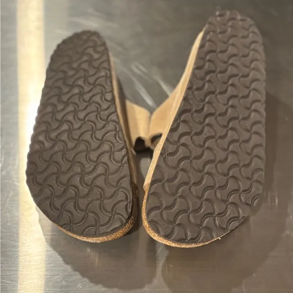 Birkenstock Arizona Soft Footbed Sandals - Taupe