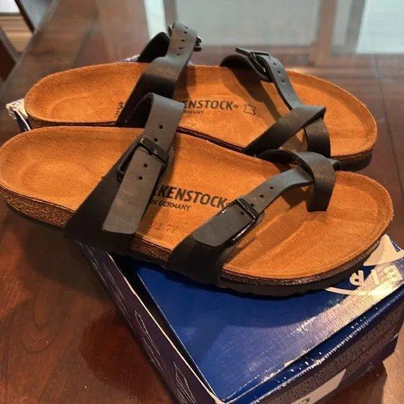Birkenstock Mayari black sandals size 38 or women’s 8, narrow fit