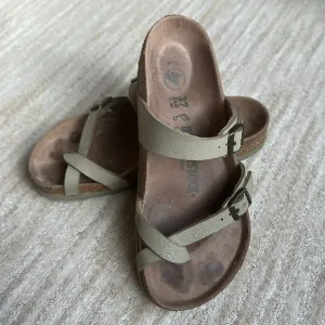 Birkenstock Mayari Vegan Faded Khaki Birkibuc™ EU 37 | 6.5