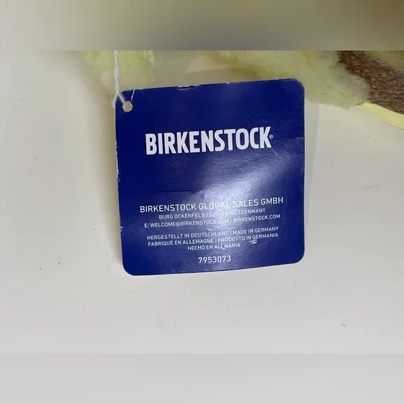 Birkenstock NWT Women’s Arizona Genuine Shearling Sandals Size 9-9.5