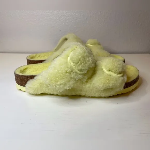 Birkenstock NWT Women’s Arizona Genuine Shearling Sandals Size 9-9.5