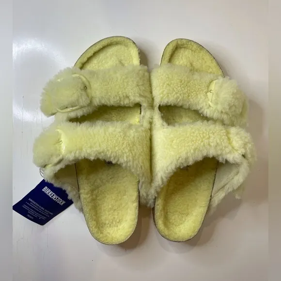 Birkenstock NWT Women’s Arizona Genuine Shearling Sandals Size 9-9.5