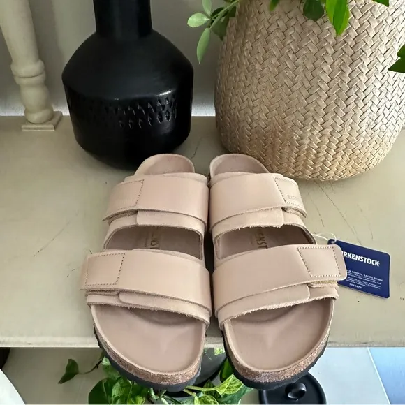 Birkenstock Uji High-Shine Nubuck Sandals in New Beige (40)