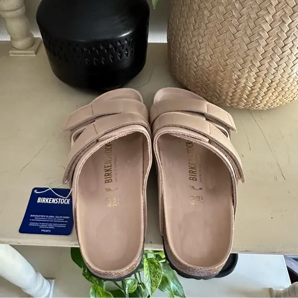 Birkenstock Uji High-Shine Nubuck Sandals in New Beige (40)