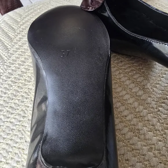 Black Women's Shoes with Brown Accents