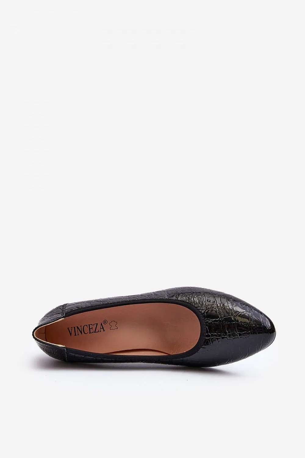 Block heel pumps
