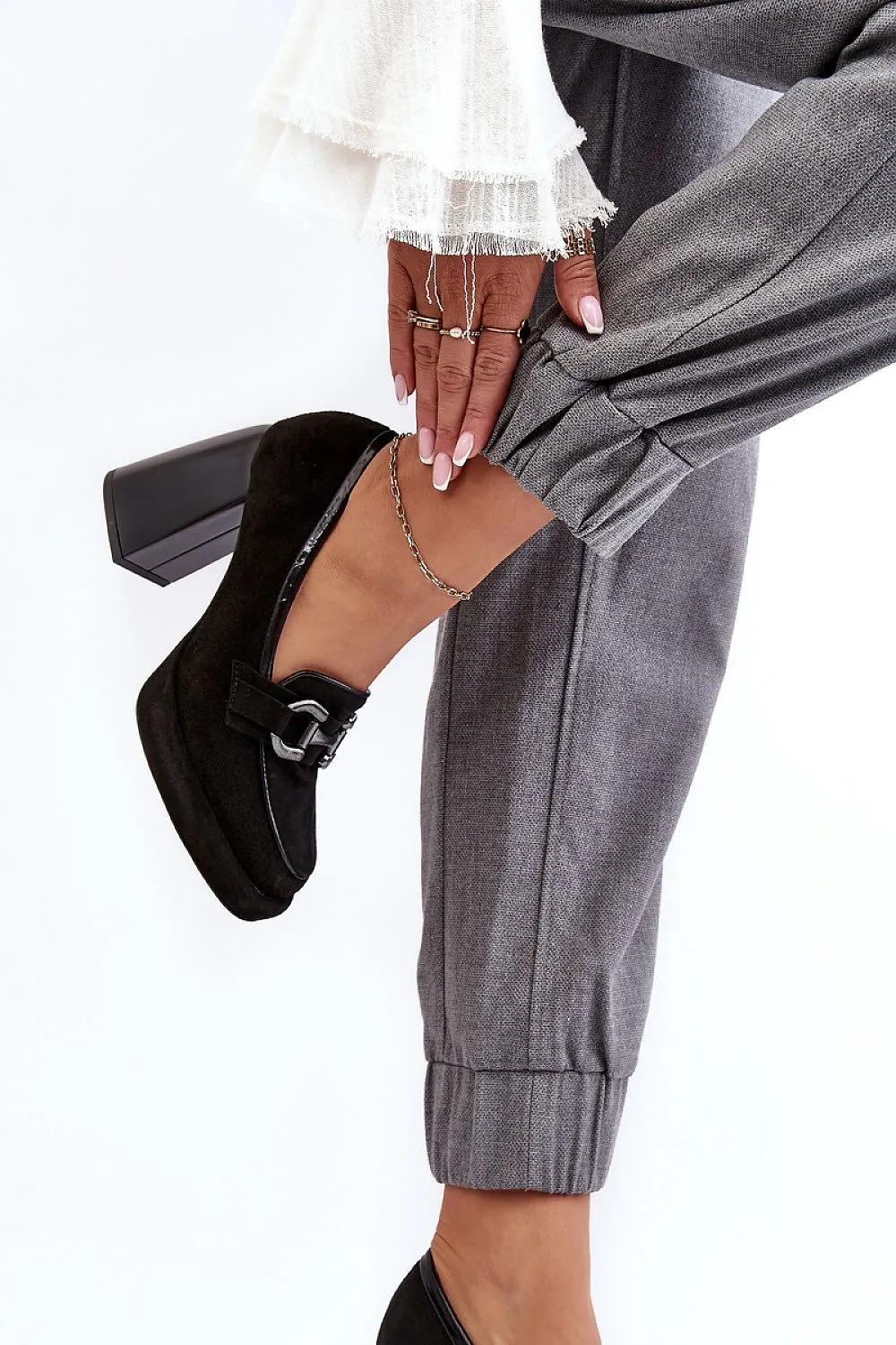 Block heel pumps