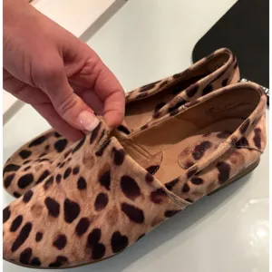 B.O.C Women's Hailey Slip-On Comfort Loafer Leopard Size 7.5M