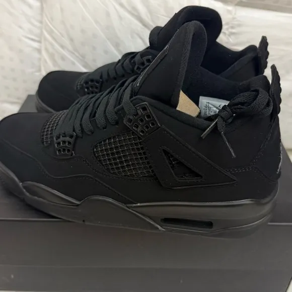 Brand new  Never worn Black Sneakers with Mesh‎ and Leather Overlays