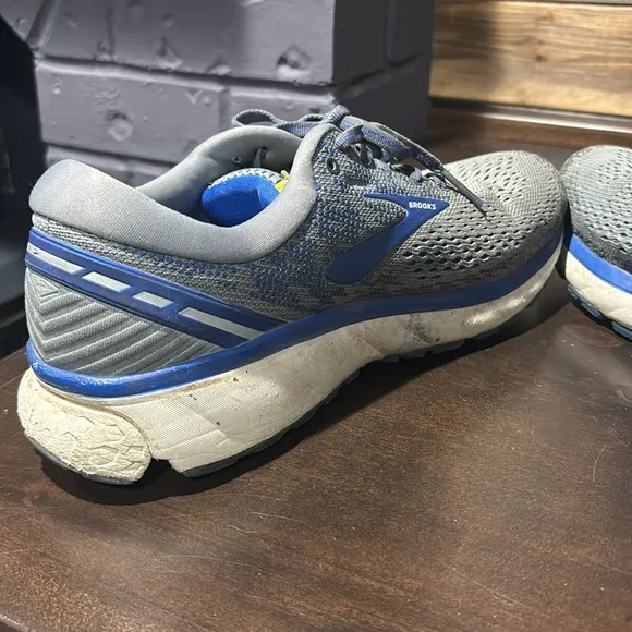 Brooks Ghost 11 Gray Blue Running Comfort Shoes Size 11