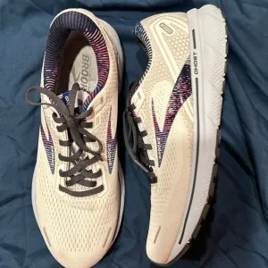 Brooks Ghost 14 Neutral Running Shoe White/Heather/Ebony