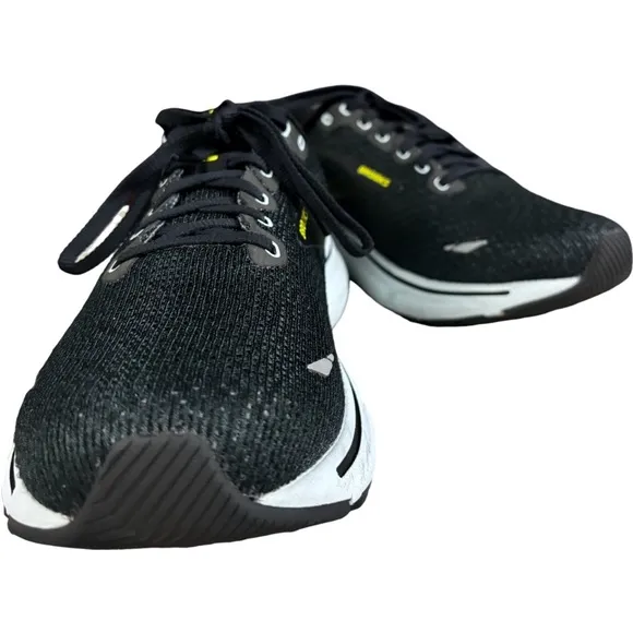 Brooks Ghost 15 Men's Running Shoes Size 11.5