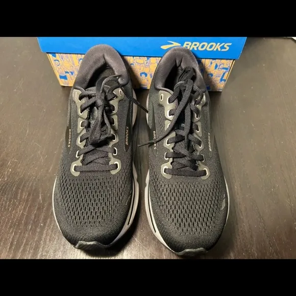 Brooks Ghost 15 Running Shoes Sneakers Black/Rose Gold Womans Size 8.5