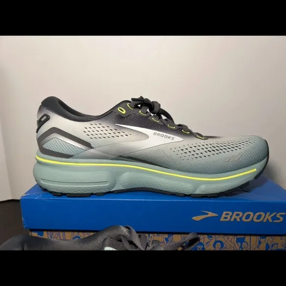 Brooks Ghost 15 Running Shoes Sneakers Gray/Oyster/Cloud Blue Mens Size 8.5D