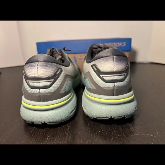 Brooks Ghost 15 Running Shoes Sneakers Gray/Oyster/Cloud Blue Mens Size 8.5D