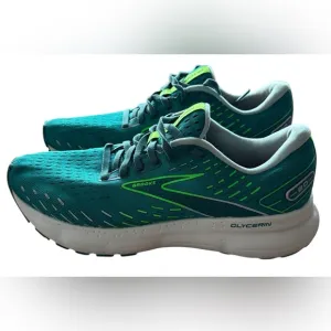 Brooks Men's Green Running Shoes