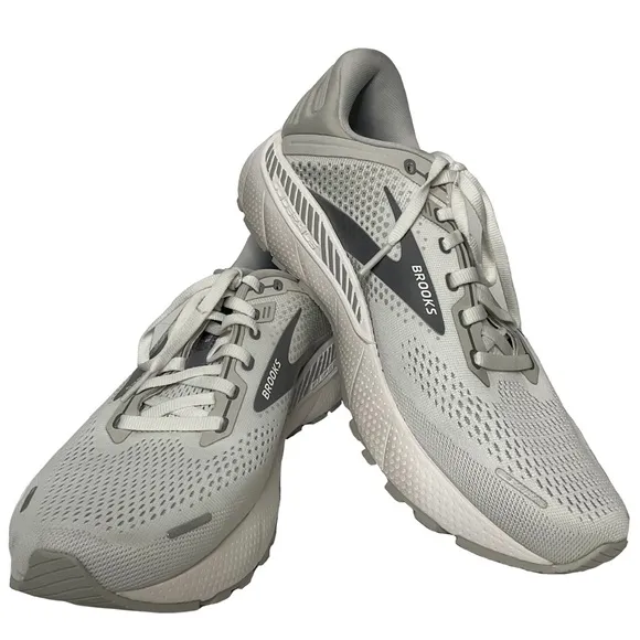 Brooks Women’s Adrenaline GTS 22 Running Road White Silver Tennis Shoes; Sz 11B