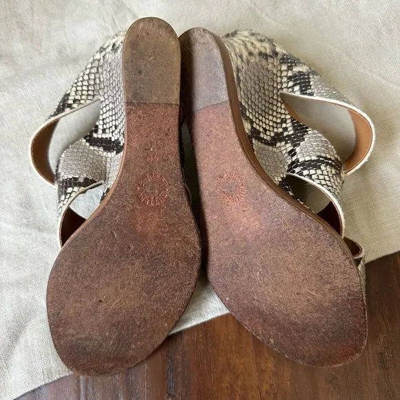 BUTTERO Slip On Open Toe Wedge Sandals in Leather Snakeskin