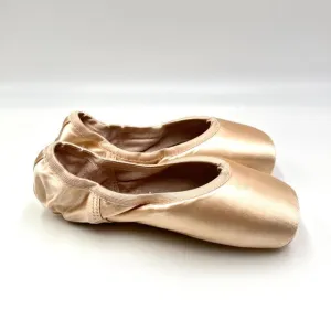 Capezio Size 4M Donatella 1138W #2 Petal Pink Pointe Ballet Dance Shoes