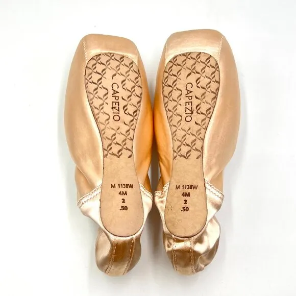 Capezio Size 4M Donatella 1138W #2 Petal Pink Pointe Ballet Dance Shoes