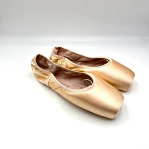 Capezio Womens Size 11.5 Donatella 1138W #2 Petal Pink Pointe Ballet Dance Shoes