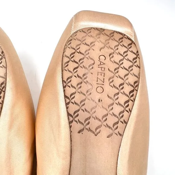 Capezio Womens Size 11.5 Donatella 1138W #2 Petal Pink Pointe Ballet Dance Shoes
