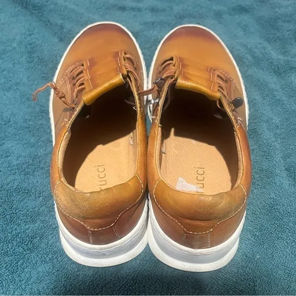 Carrucci Genuine Calf Skin Slip on Sneakers Cognac Size 9.5