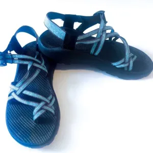 CHACO blue tan adjustable double strap classic sandals, women’s 10.
