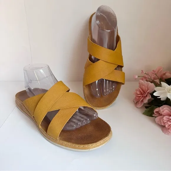 Chaco Wayfarer Yellow Ochre Suede Leather Slide Sandals