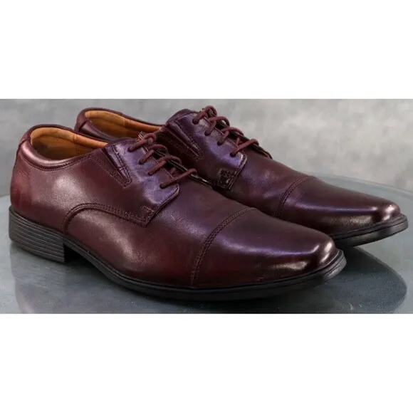 Clarks Collection Men's Cap Toe Dress Shoes Size 9.5 Leather Burgundy