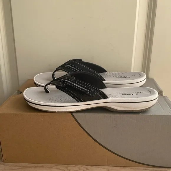 Clarks Comfort Slip on Slippers /Shoes Women Sandal- W 8