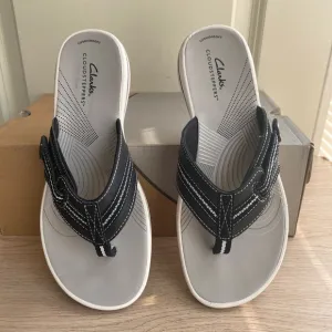 Clarks Comfort Slip on Slippers /Shoes Women Sandal- W 8