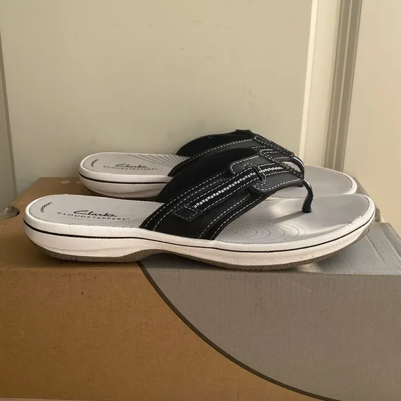 Clarks Comfort Slip on Slippers /Shoes Women Sandal- W 8