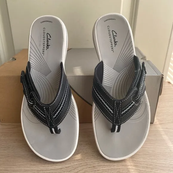 Clarks Comfort Slip on Slippers /Shoes Women Sandal- W 8