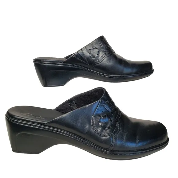 Clarks Women's Black Slip-On Mules, Business Casual Comfy Shoes Size 8.5