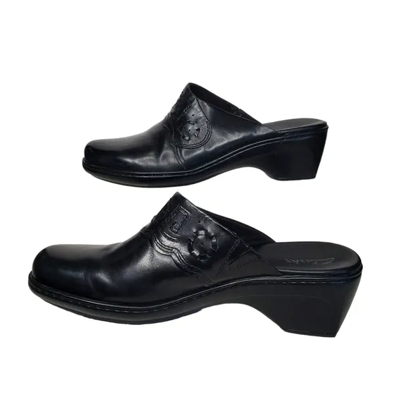 Clarks Women's Black Slip-On Mules, Business Casual Comfy Shoes Size 8.5