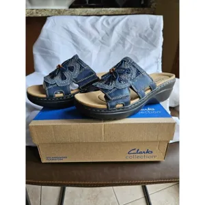 Clarks Women's Merliah2 Belle Navy Multi Size 6W