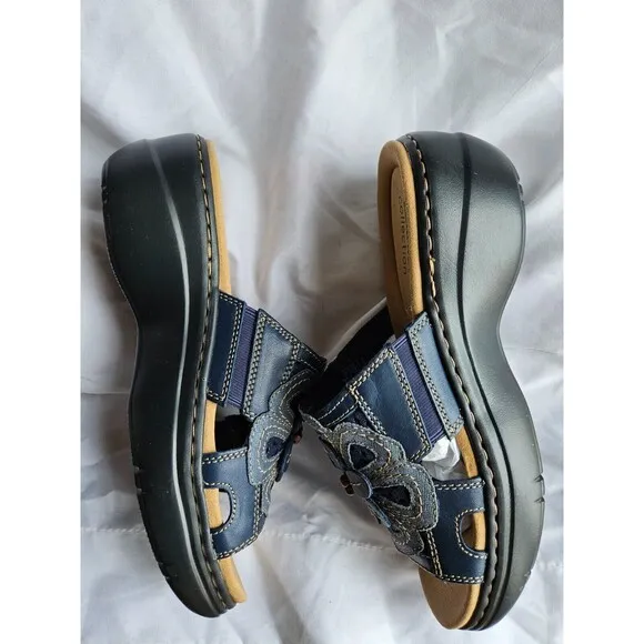 Clarks Women's Merliah2 Belle Navy Multi Size 6W