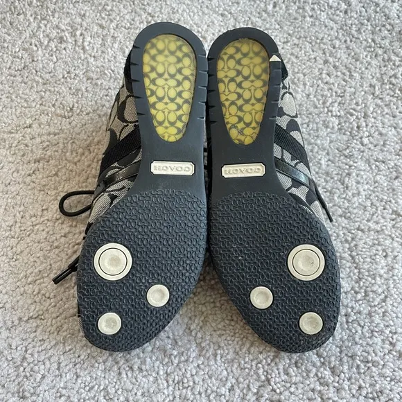 Coach Katelyn Sneakers Size 7.5 Black White Gray Suede Canvas Signature Logo