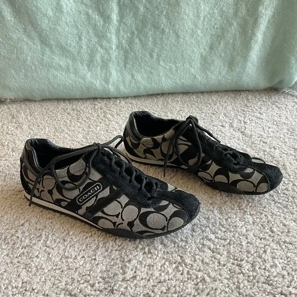 Coach Katelyn Sneakers Size 7.5 Black White Gray Suede Canvas Signature Logo