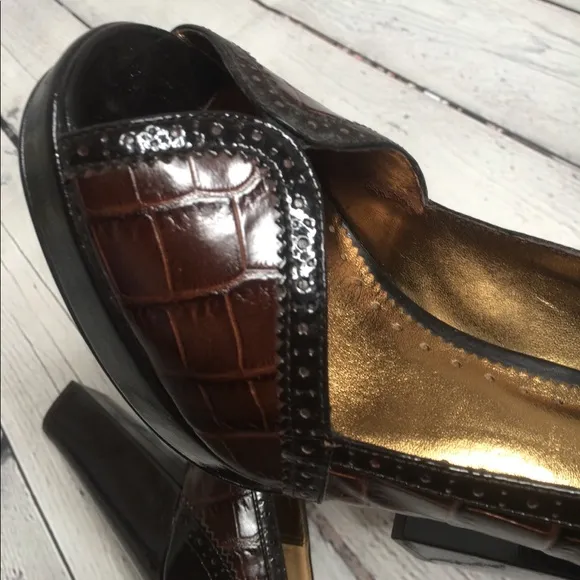 Coach peep toe style pumps