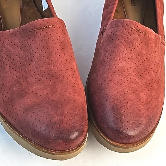 Cobb Hill Laci Nubuck Leather Coral Red Perforated Lightweight Slip-on Shoe