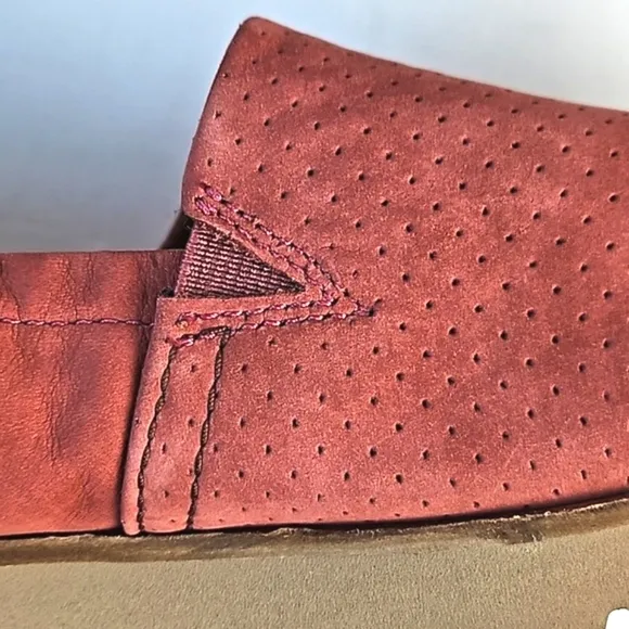 Cobb Hill Laci Nubuck Leather Coral Red Perforated Lightweight Slip-on Shoe
