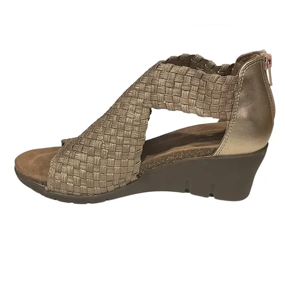 Comfortiva Alesha Sandals Woven Metallic Style CT0030203 NWOT/NWOB