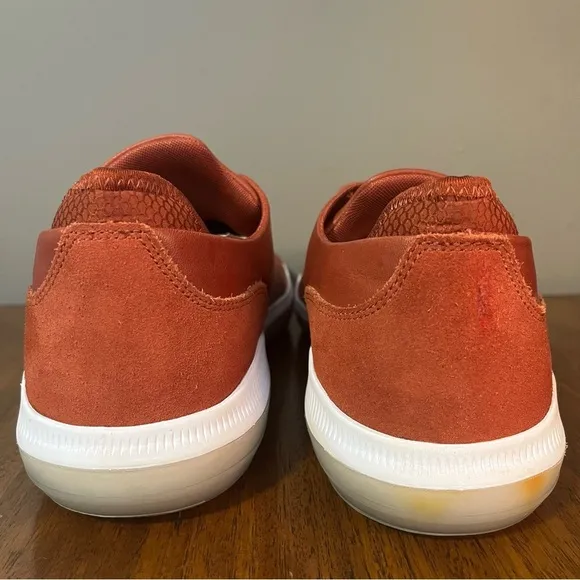 Converse Converse Nexus x Nike Zoom Air Low Top Men’s 11.5 redish brown leather.